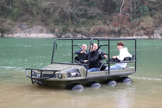 Elektronik Yakıt Enjeksiyonu Askeri Zırhlı Araçlar 830KG 60 Km/h Arazi Hızı